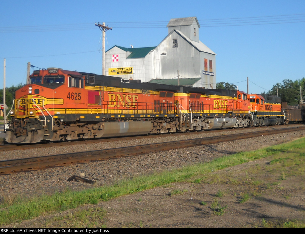 BNSF 4625 East